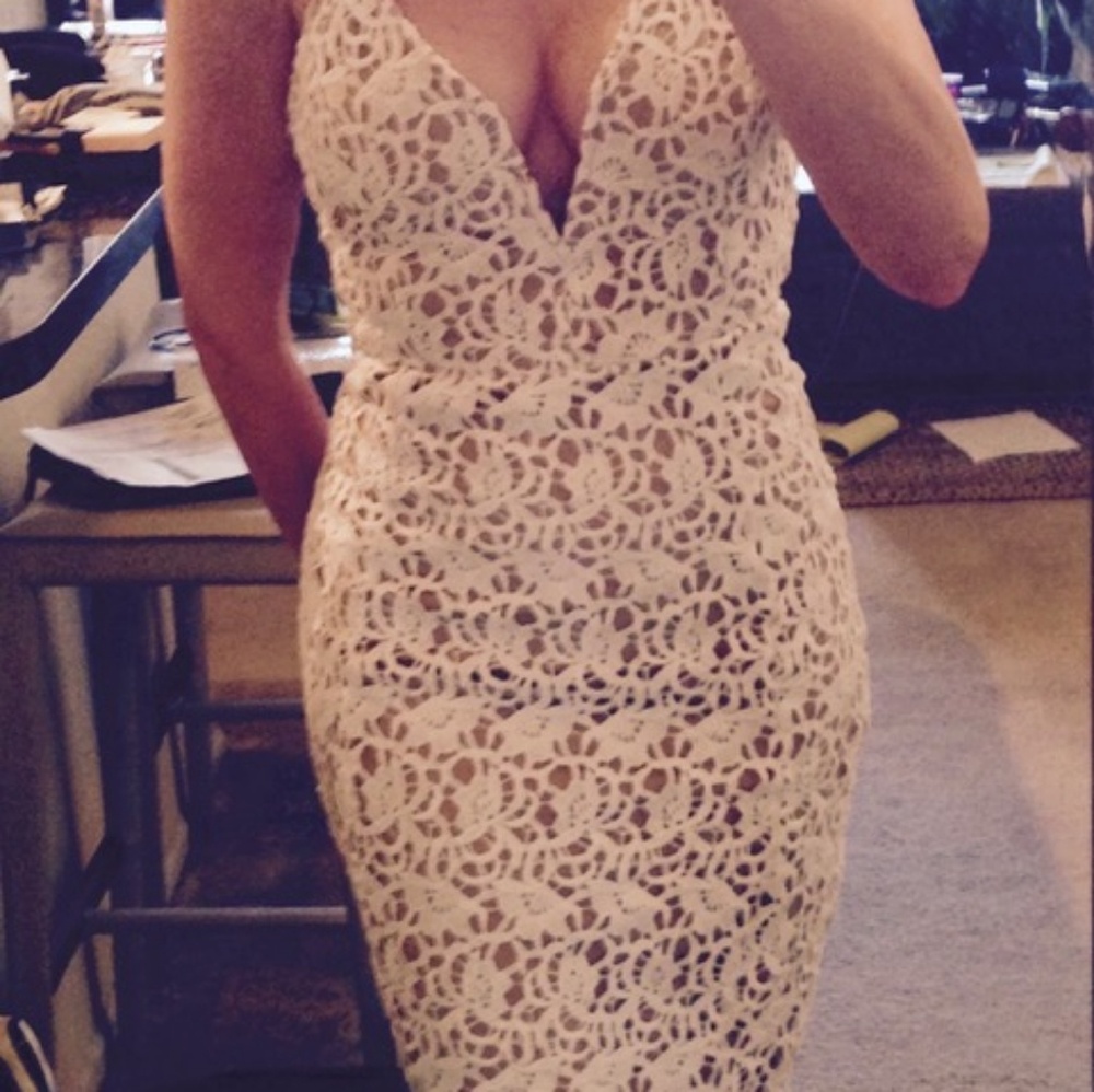 J.O.A. Los Angeles white lace plunging mini sz Sm